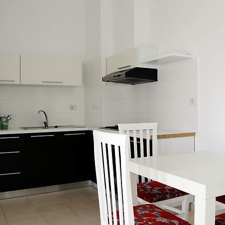Bougainville Bay Apartments Sarande Exterior photo